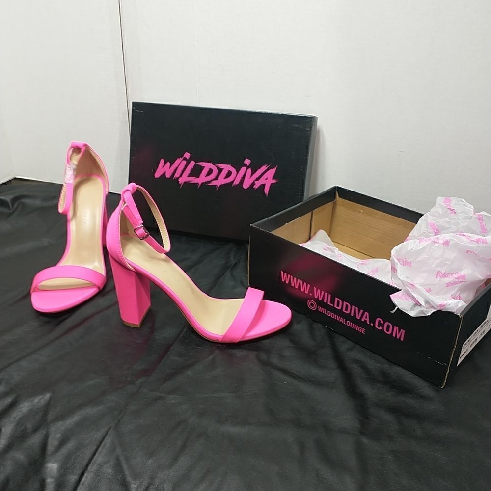 Wild Diva Womens Lycra Pink Ankle Strap Heels Size 7